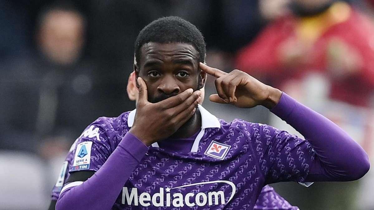 IKONÉ, Viola attende i documenti per la cessione in Qatar