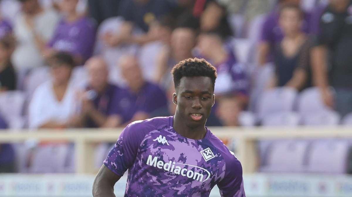 FIO-CAG 1-0, Kayode salva sulla linea tiro di Nandez