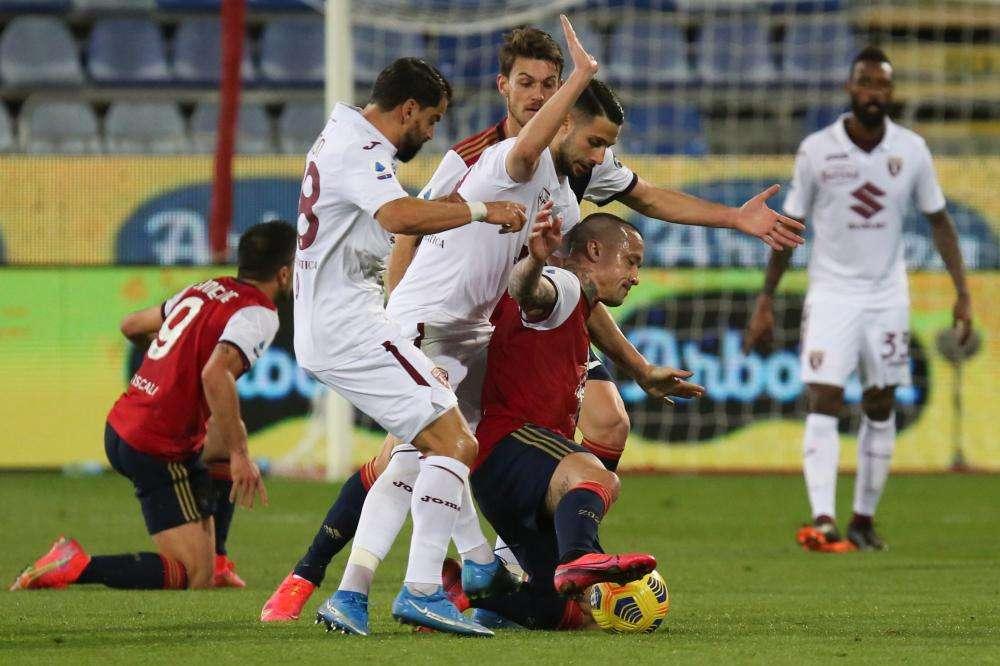 CAGLIARI, Covid: tutti negativi dopo match col Toro