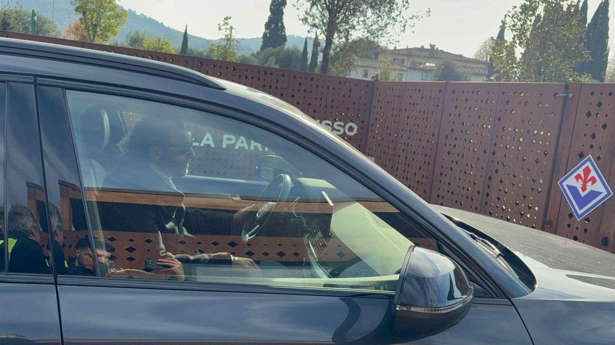 Al Viola Park è arrivato anche Rubino: il video del suo arrivo al centro sportivo