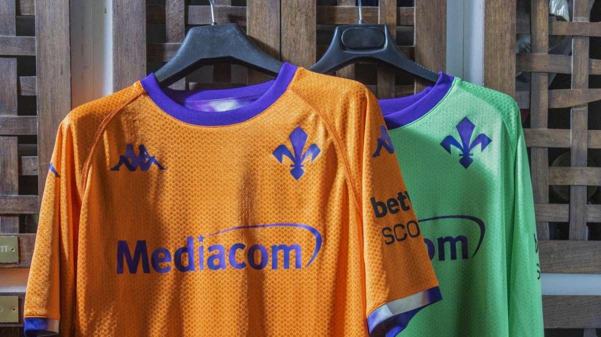 Ricavi da main sponsor: Fiorentina quarta, novità Roma