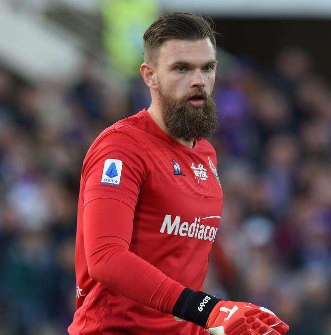 FOTO, Dragowski e la mascherina... fatta di barba