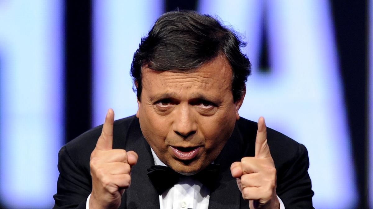 Chiambretti, ironia su Cairo: "Ha venduto anche Mentana alla Fiorentina"