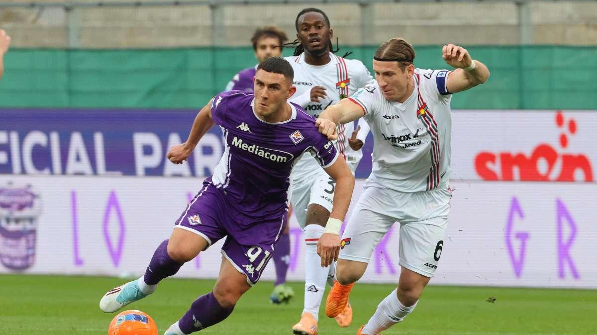 Risse, rigori tolti e una Fiorentina schiacciante: ma al 45' è ancora 0-0