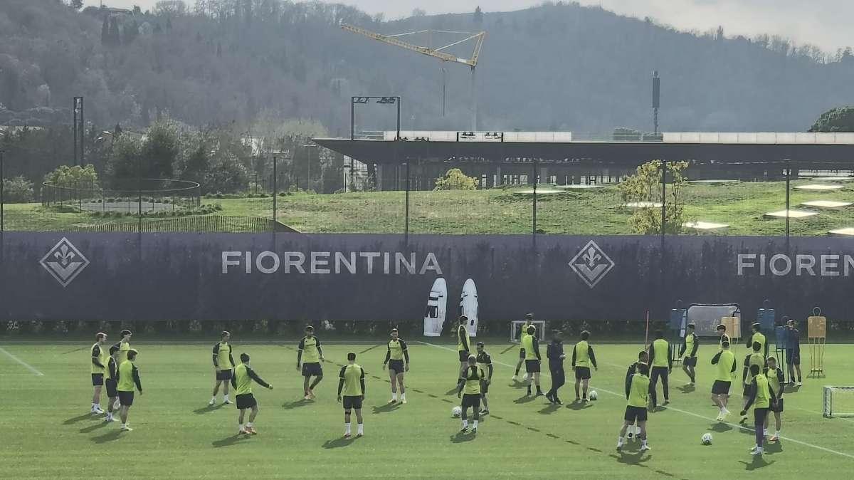Vigilia di Rakow-Fiorentina: allenamento viola alle 11, conferenza alle 18.30