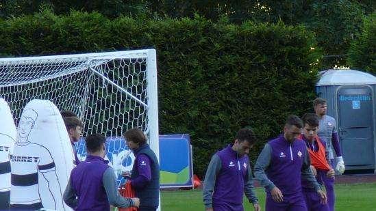 VIDEO FV, Esercitazioni di tiro in campo per i viola