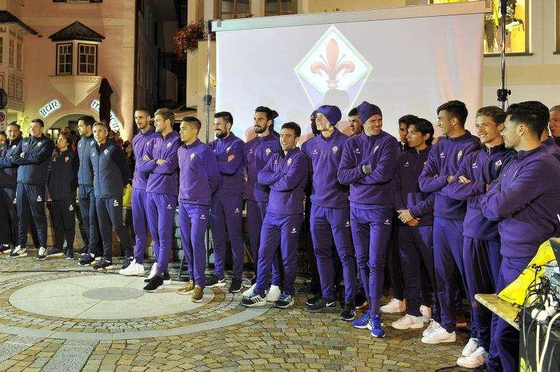 VIOLA, Ritardo dell'aereo di 40': l'arrivo in Austria...