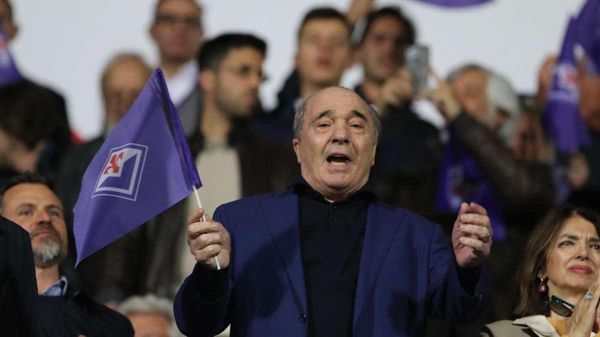 COMMISSO, Saluta i tifosi Viola presenti all'Arechi