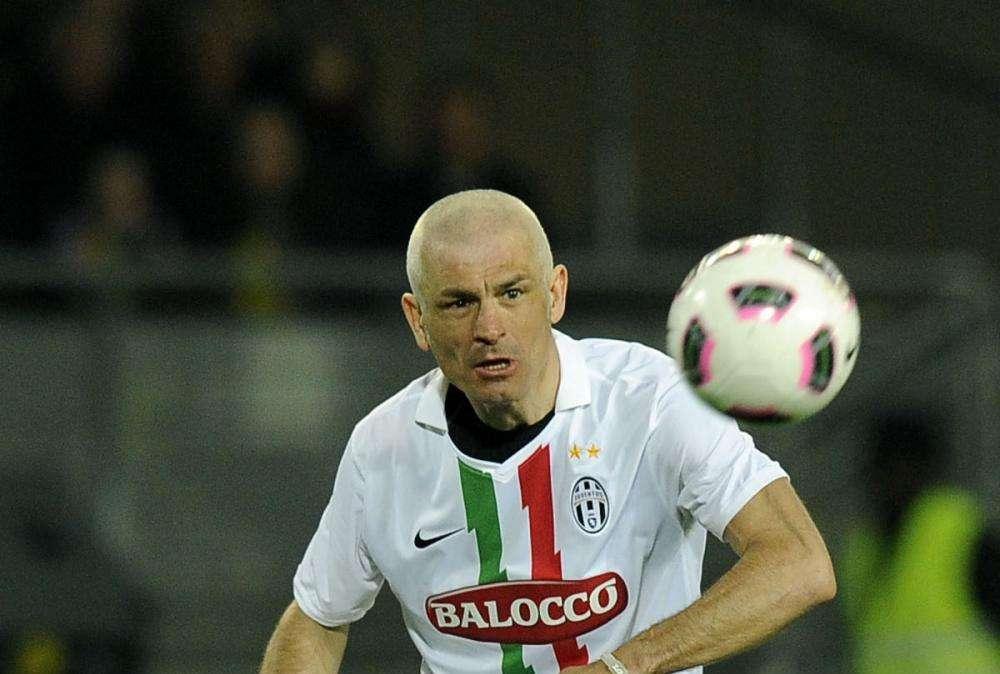 RAVANELLI, Il 3-2 ai viola fu memorabile