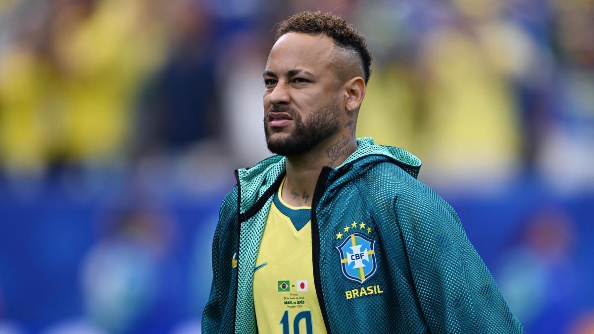 Neymar elude domande sul ritiro, suo padre lo esclude