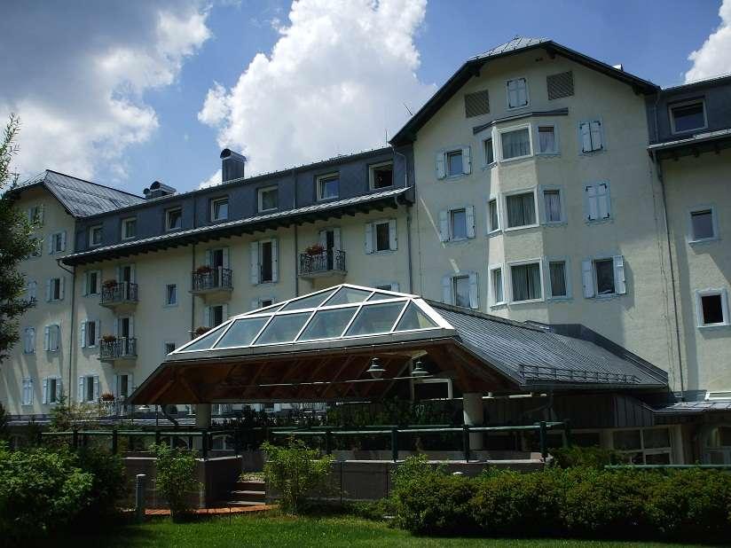 RITIRO A CORTINA, Seguilo su Firenzeviola