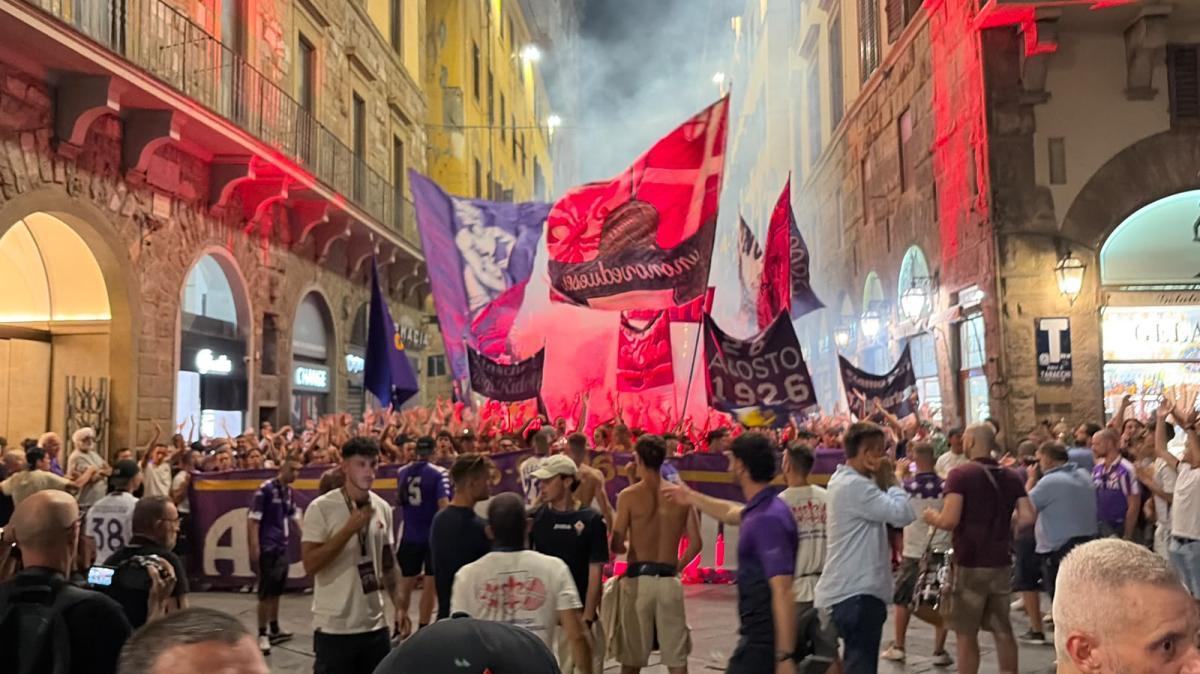 La Curva Fiesole: "Firenze, la Fiorentina e il suo popolo un'unica cosa"