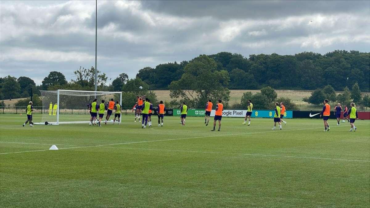 4º giorno in Inghilterra per la Fiorentina. Le immagini da St. George's Park