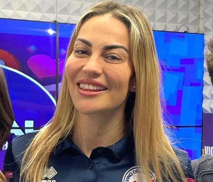 ANGELONI A RFV, Pallavolo avanti ma non c'è un tecnico donna