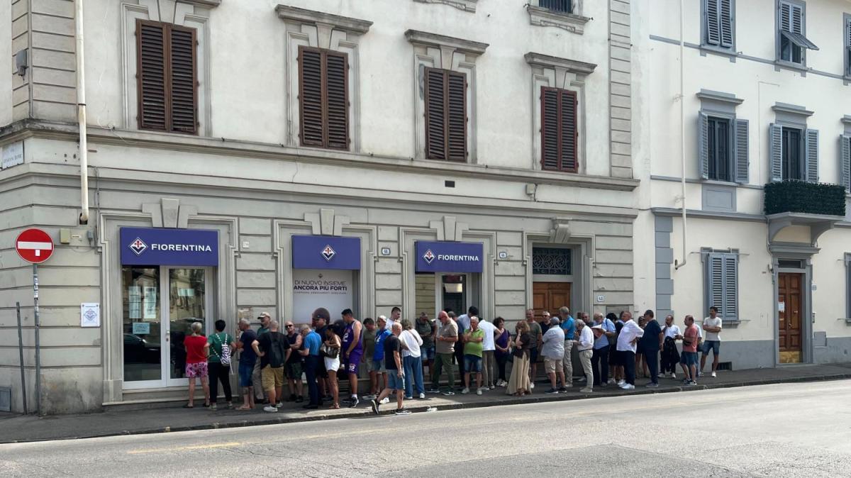 La campagna abbonamenti della Fiorentina procede spedita: 9mila tessere rinnovate