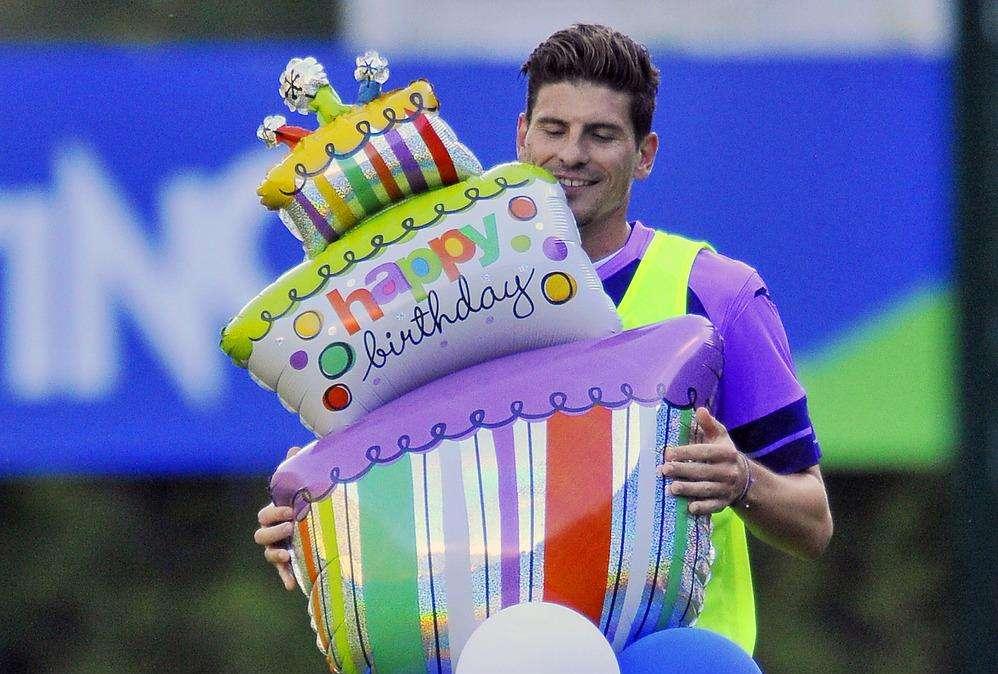 GOMEZ, I tifosi gli fanno un regalo speciale