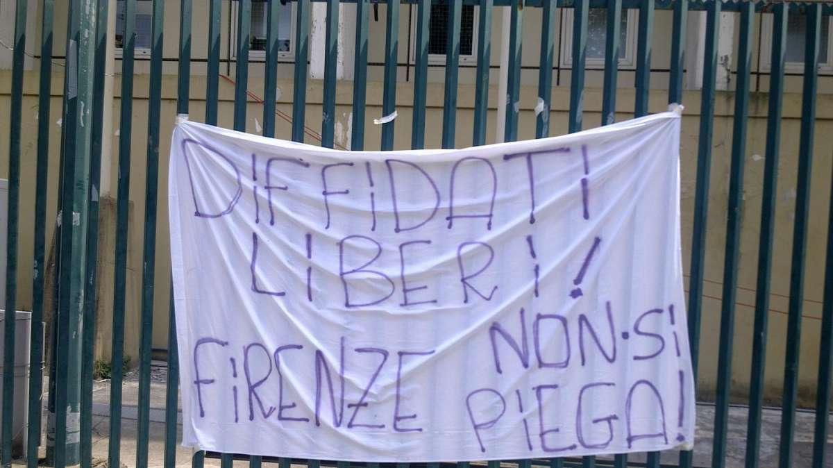 STRISCIONE, Continua la protesta contro i daspo