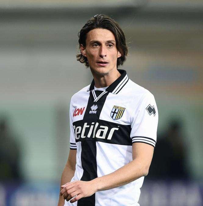 INGLESE, Fatta per il Parma: prestito con obbligo