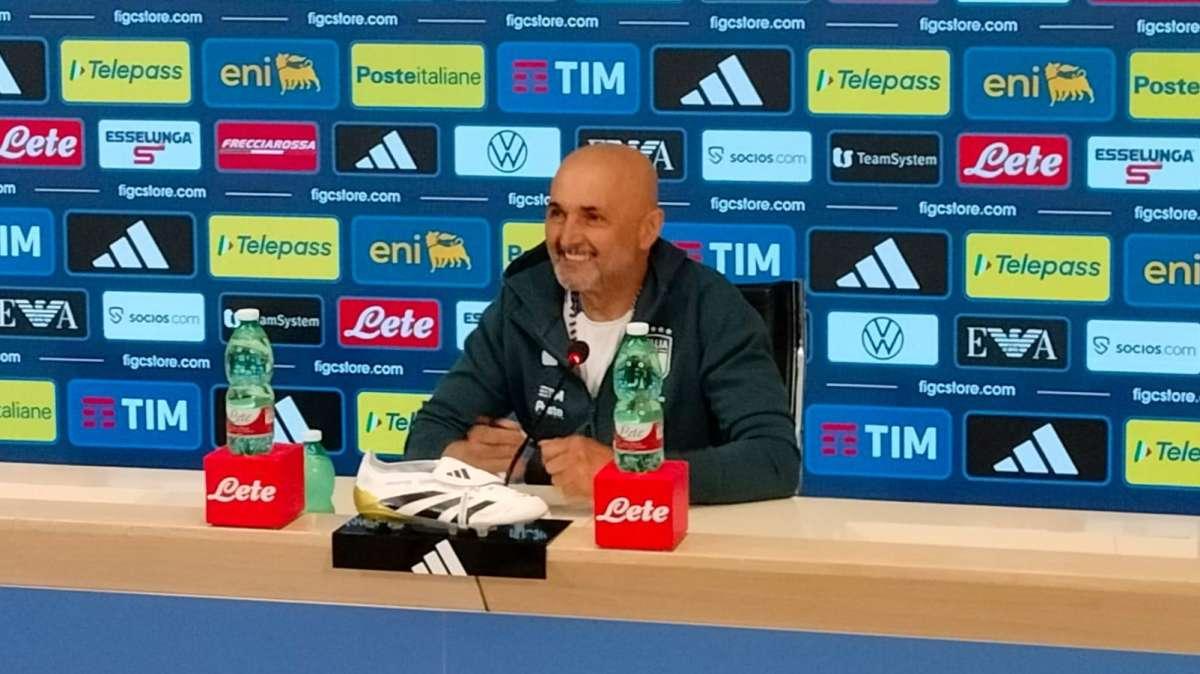 Spalletti: "Mi è dispiaciuto non convocare Mandragora, ha fatto benissimo. No di Acerbi all'Italia per sms"