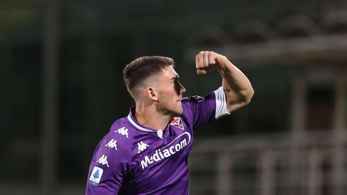 VLAHOVIC, 1° gol con la Serbia: entra e segna in 10'