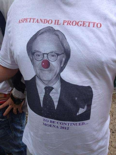 MOENA, Maglietta ironica per Diego Della Valle