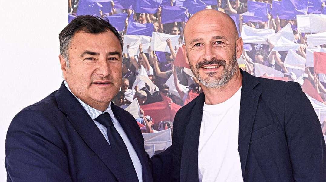 FOTO ACF, La stretta di mano tra Italiano e Barone