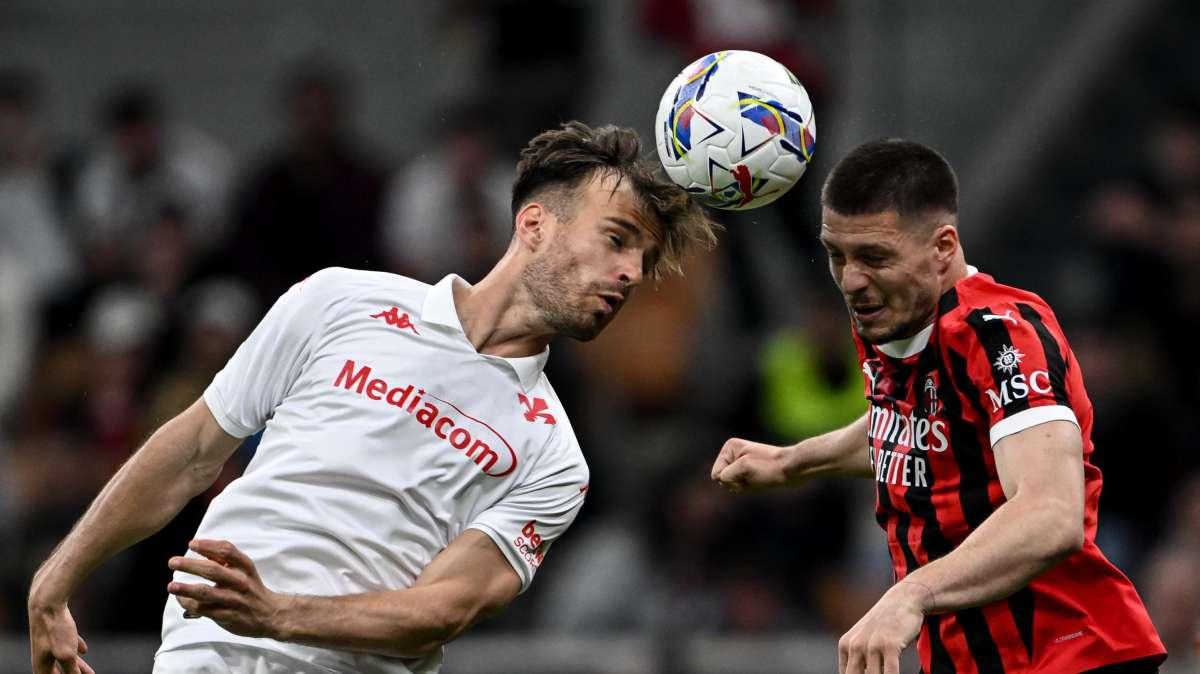 La partita più pazza dell'anno finisce 2-2: un punto a testa per Milan e Fiorentina