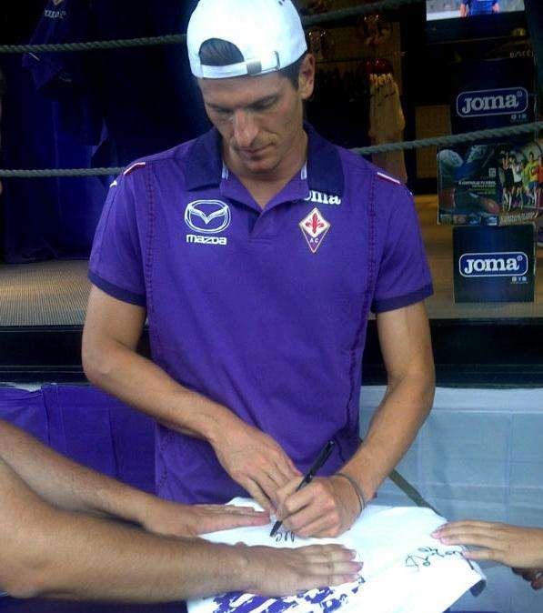 FOTO FV, Bagno di folla per Mario Gomez e Borja