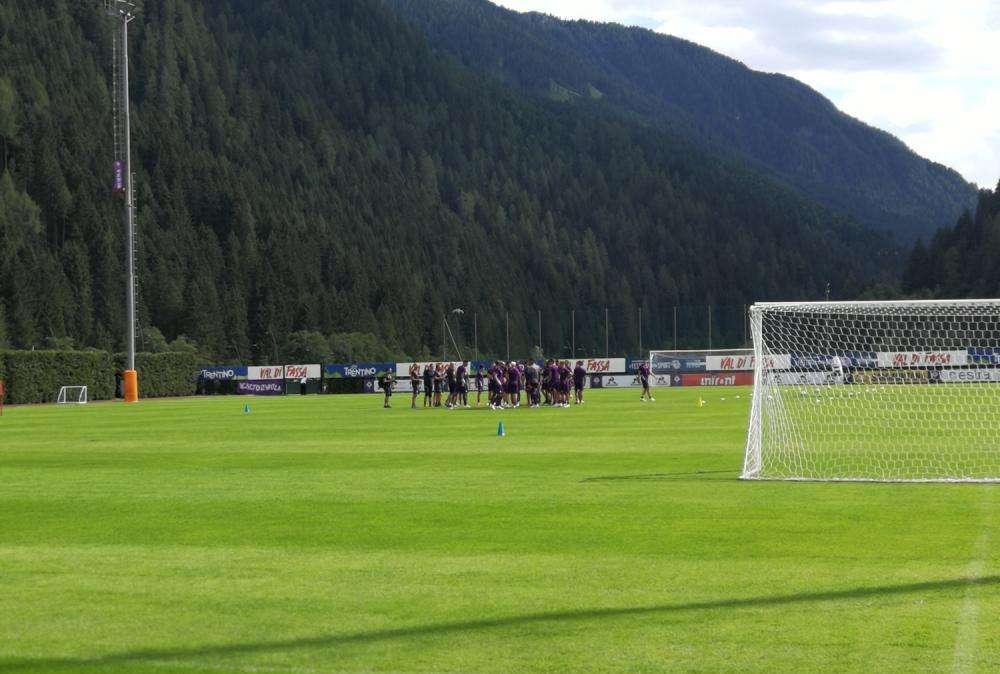FOTO FV, Riunione a metà campo pre allenamento