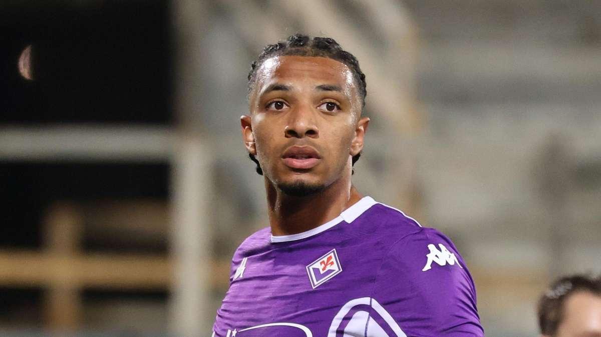 Ndour: "Bel periodo tra Italia e Fiorentina. La stagione viola mi sta facendo crescere"