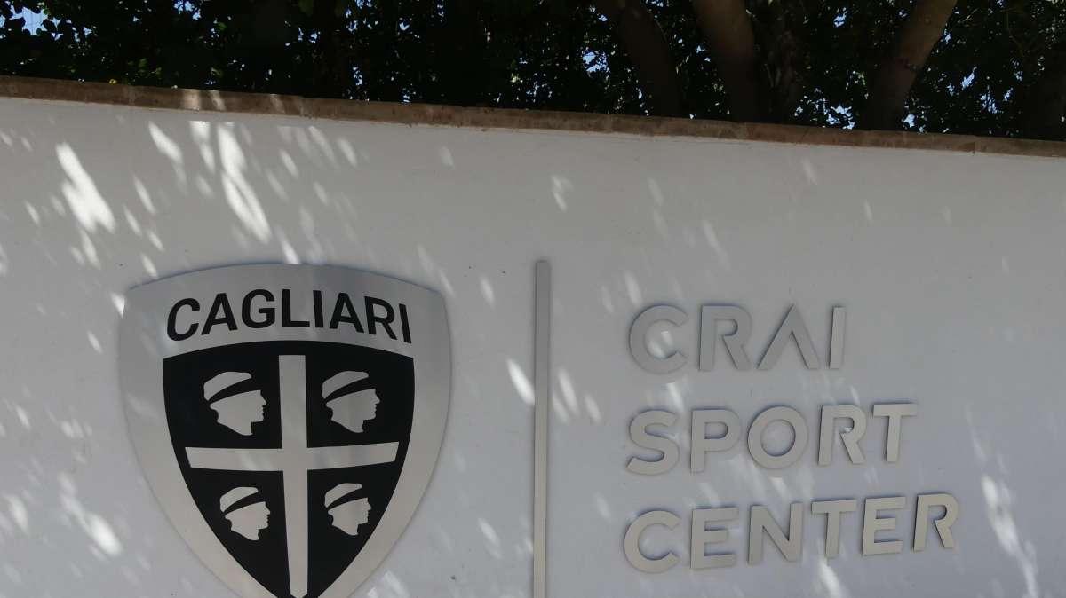 Il nuovo acquisto del Cagliari è Kiliçsoy: giocatore in città portato allo stadio
