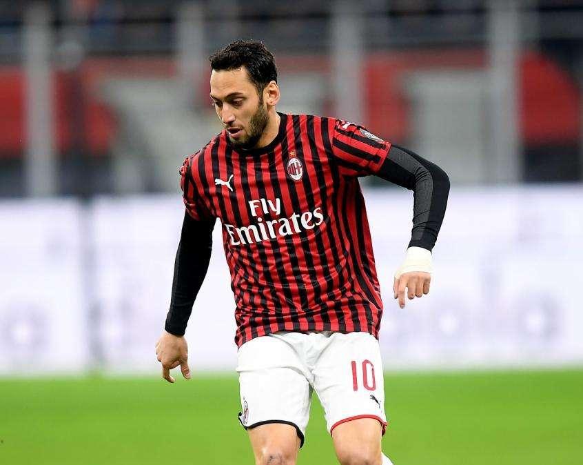 CALHANOGLU, Guaio fisico, out oggi. Con i viola...