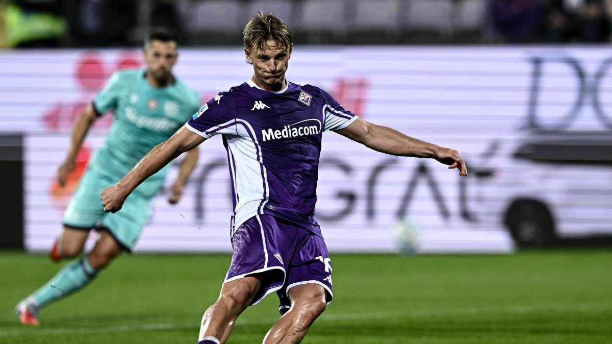 Vanoli lo sprona, l’Islanda lo esalta: il paradosso Gudmundsson e la Fiorentina che attende (ancora)