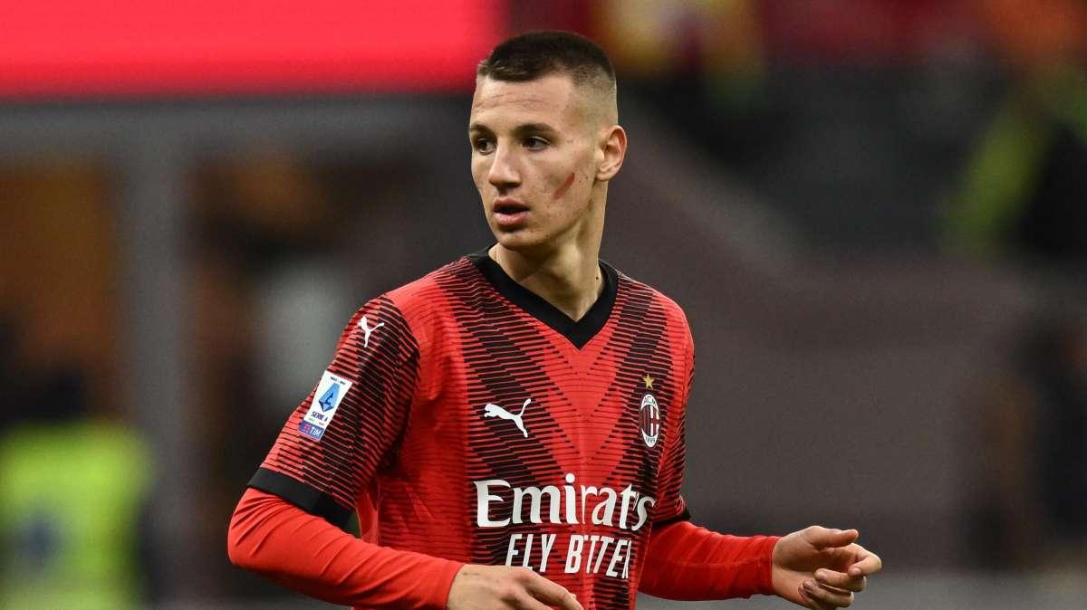UFFICIALE, Primo contratto da professionista per Camarda