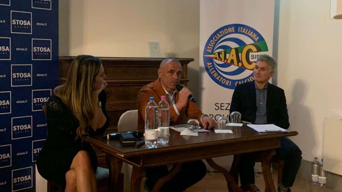 FOTO FV, Per il Ct Calzona cattedra a Siena. Premiato...
