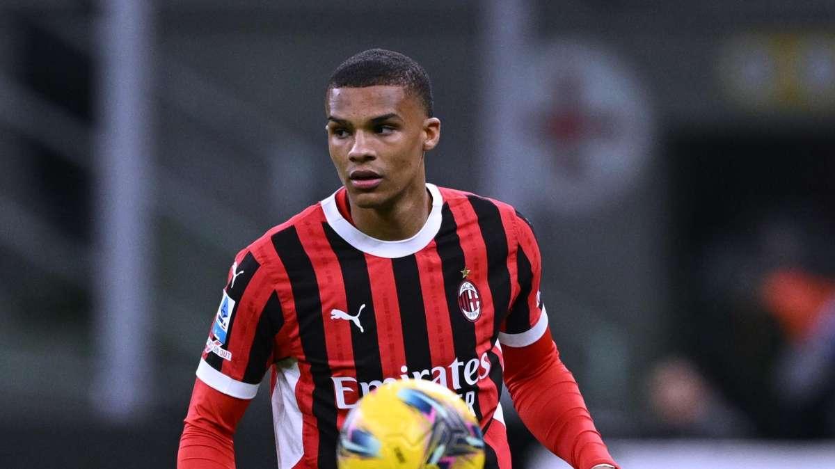 Ex viola, il Milan vuole Vlahovic: la contropartita può essere Malick Thiaw 