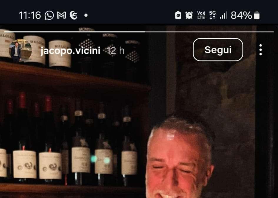 Batistuta è a Firenze: la foto a cena di compleanno con amici