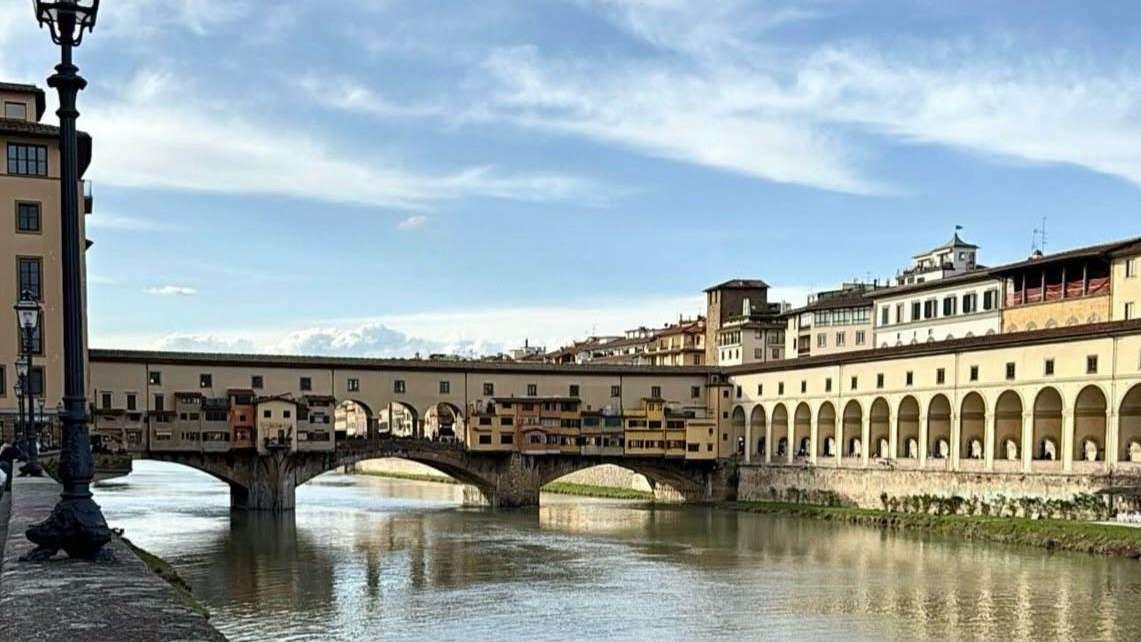 Palladino fa il turista a Firenze: passeggiata per il centro della città