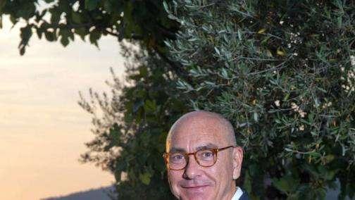 DDV SCENDE IN CAMPO. ECCO PERCHE’ PIOLI LO HA STREGATO. IL RUOLO DI MEDIAZIONE DEL SINDACO PER UN NUOVO INIZIO. CON IL BOLOGNA DUBBIO GASPAR-LAURINI. SAPONARA DIFFICILE. CORVINO SBRIGATI, ANCHE L’INTER PUNTA CHIESA