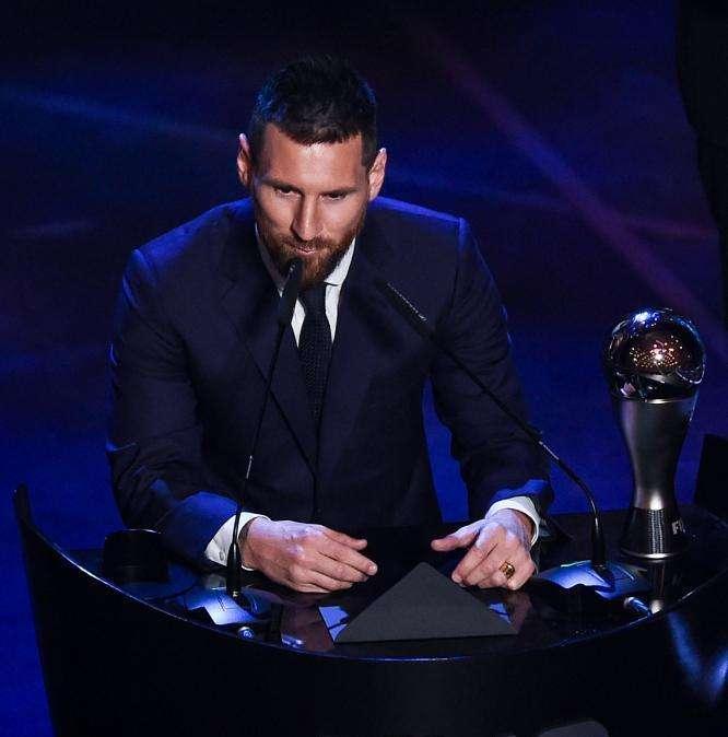 PALLONE D'ORO, Lo vince Messi ed è il suo sesto