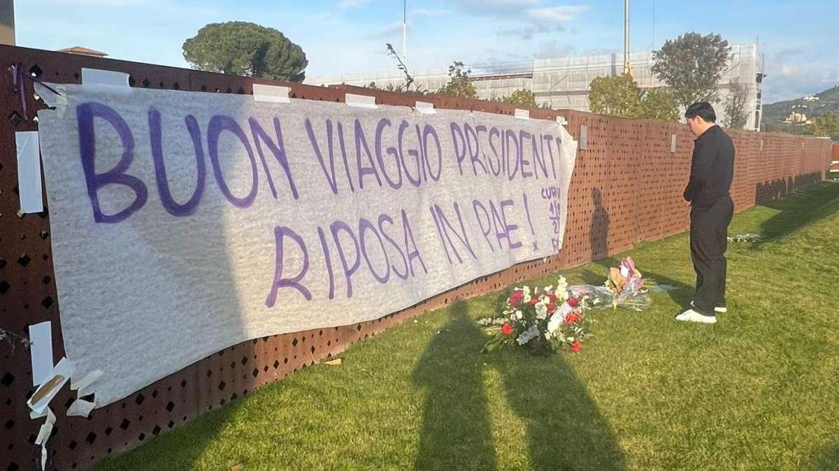 Giuseppe Barone ricorda Commisso con un mazzo di fiori al VP
