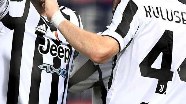 JUVENTUS, Tweet fa rabbia ad Adidas: "No al razzismo"