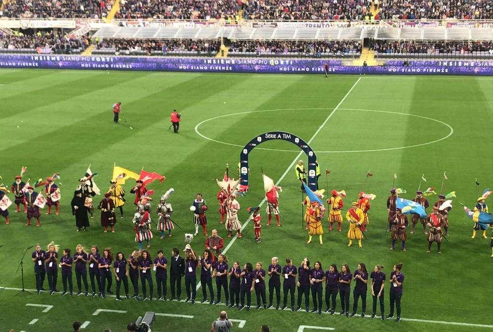 FOTO FV, Grande festa per le Women's in campo