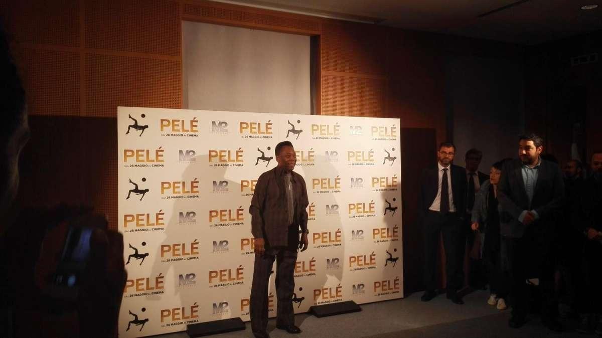 FOTO, Pelè: "Guarderò Brasile-Corea dall'ospedale"