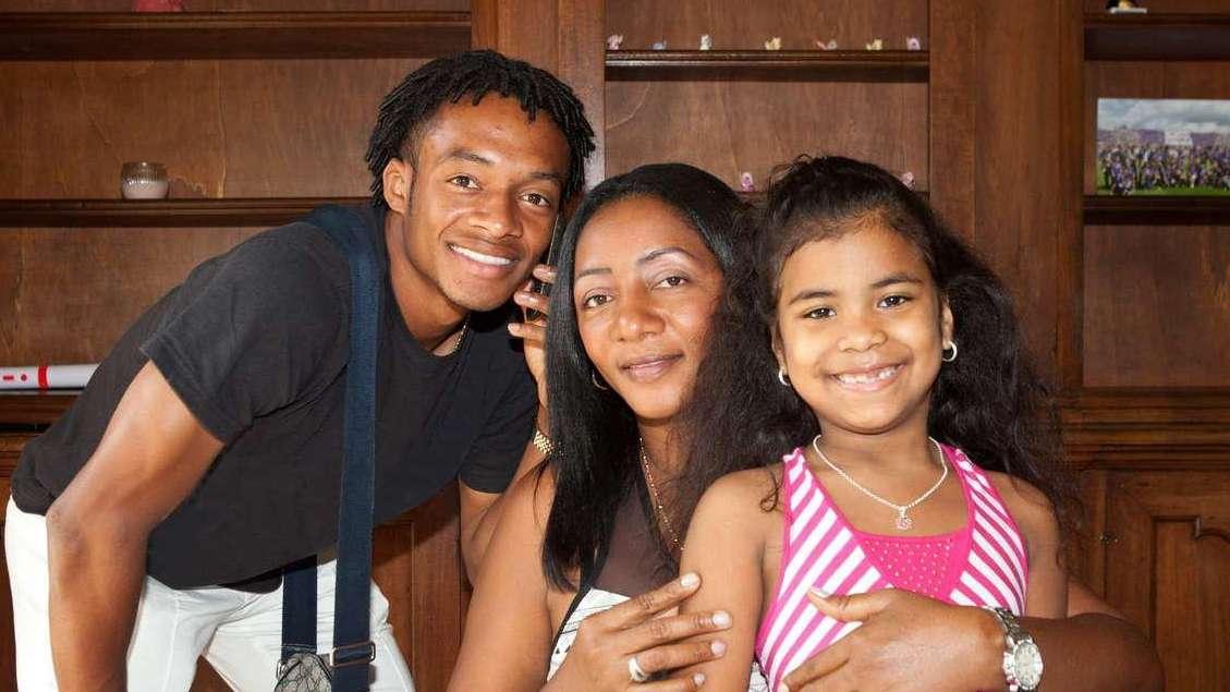 MAMMA CUADRADO A FV, JUAN ED IO A LUNGO QUI. IL 2013? SUPER