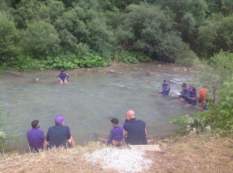 FOTO FV, Crioterapia nelle acque dell'Avisio