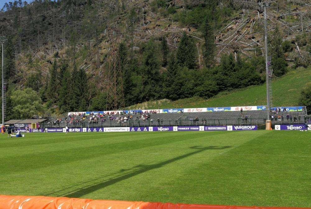 MOENA, Un centinaio di tifosi seguono la seduta