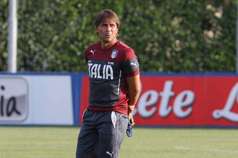 CONTE, Troppi stranieri? È così da anni