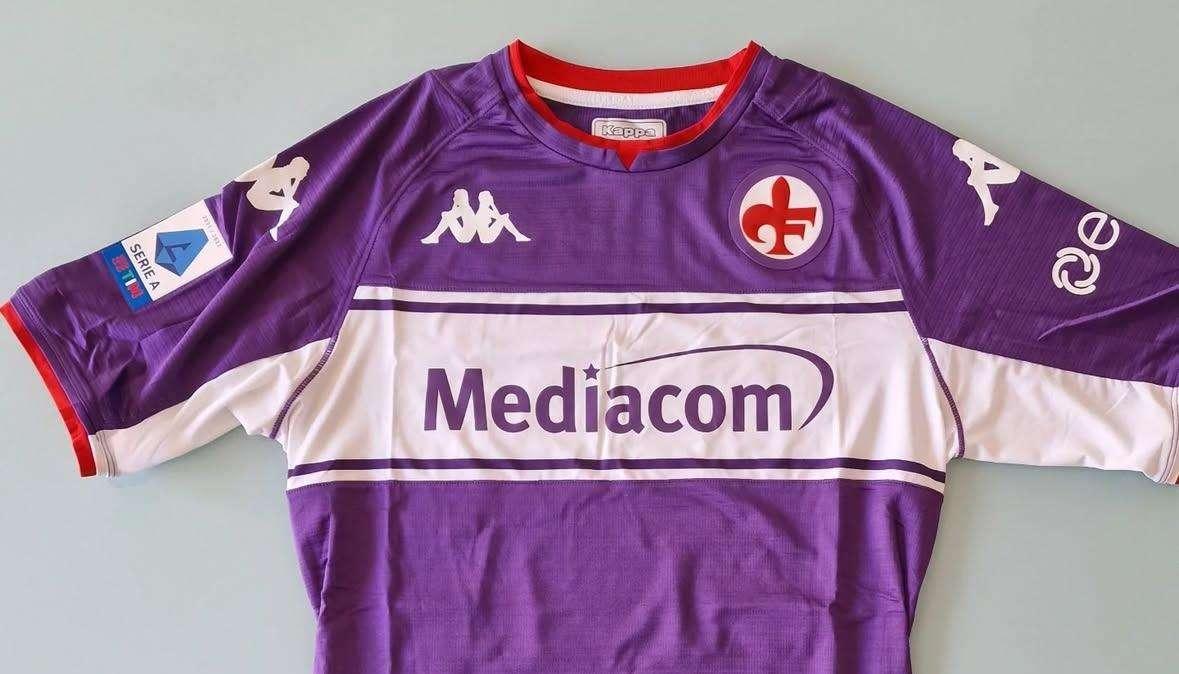 LA MAGLIA VIOLA, Il ritorno in Europa e del giglio alabardato