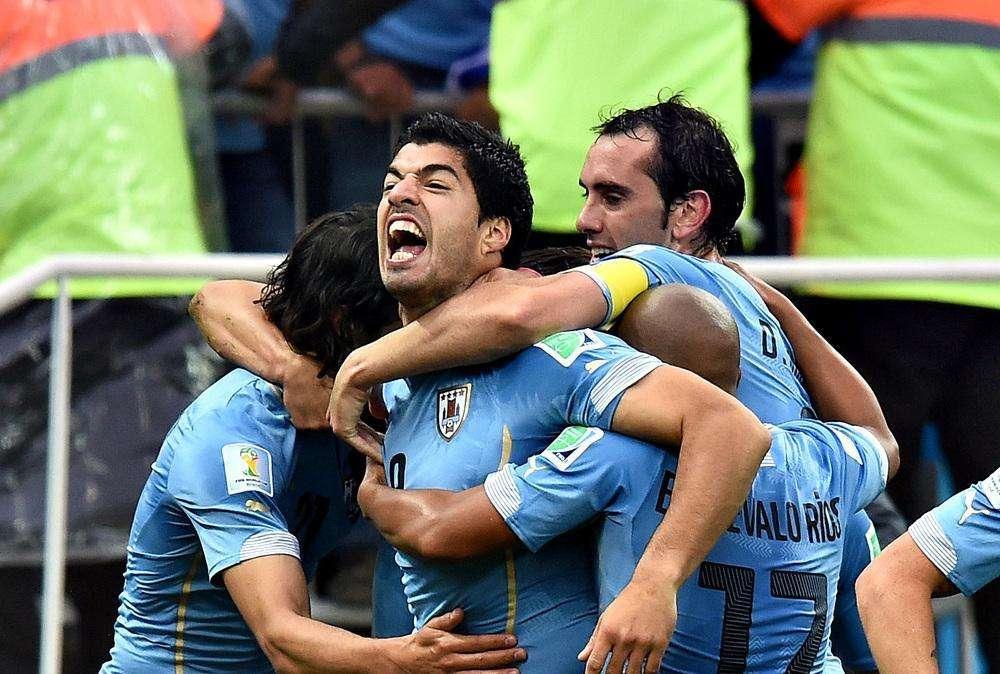 PRES.URUGUAY, Sanzione fascista per Suarez